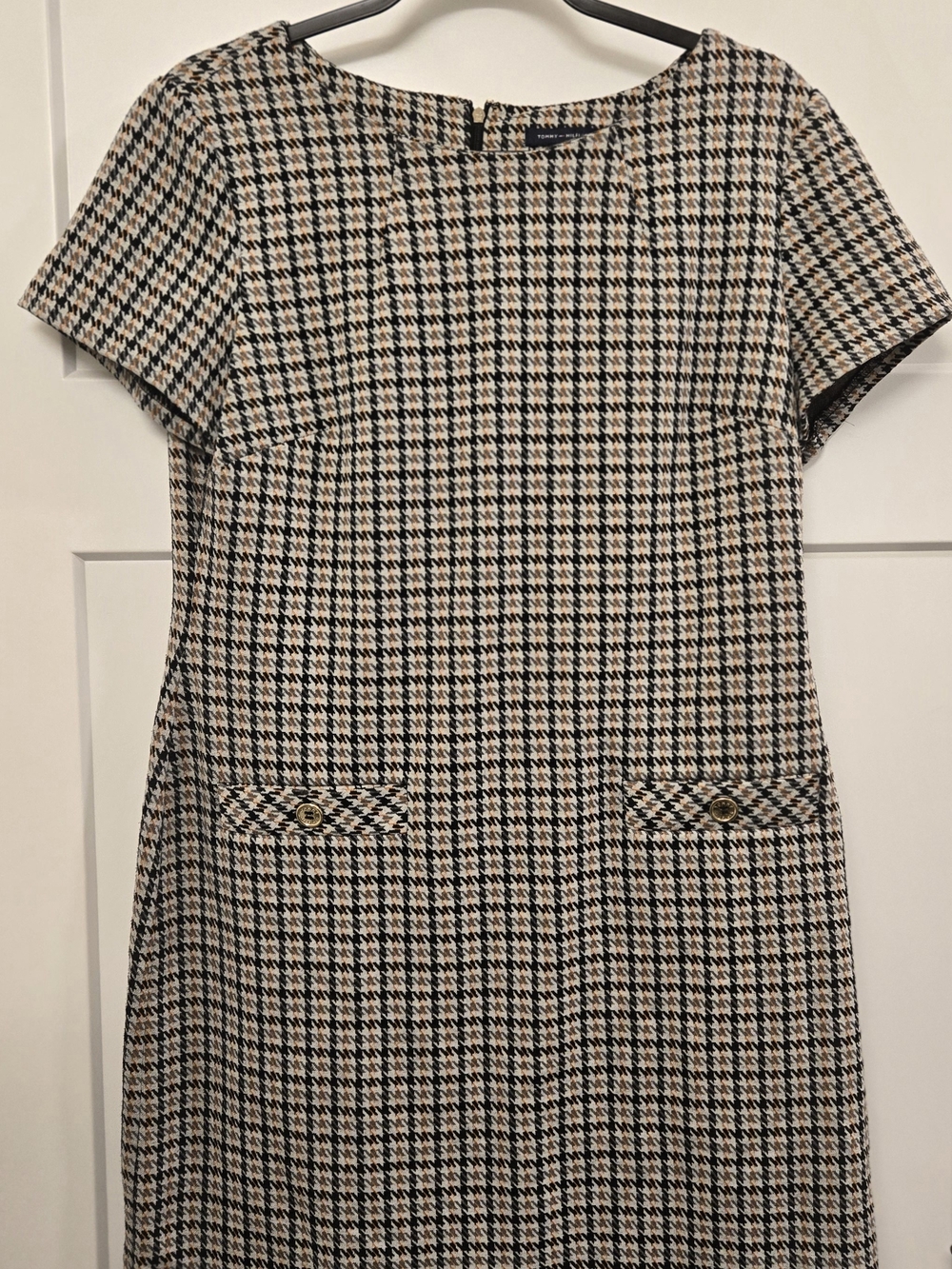 Tommy Hilfiger Houndstooth Shift Dress in Black, Cream & Tan